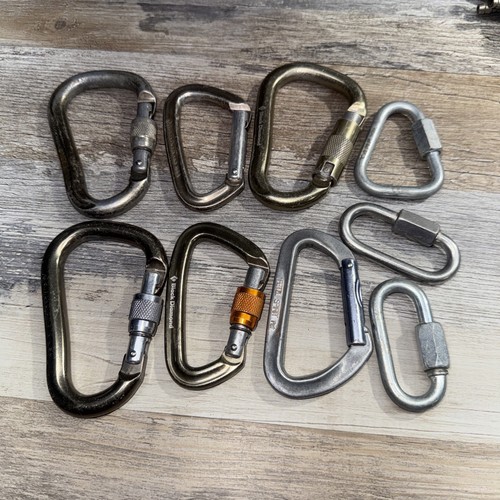 Misc climbing carabiners - 9,